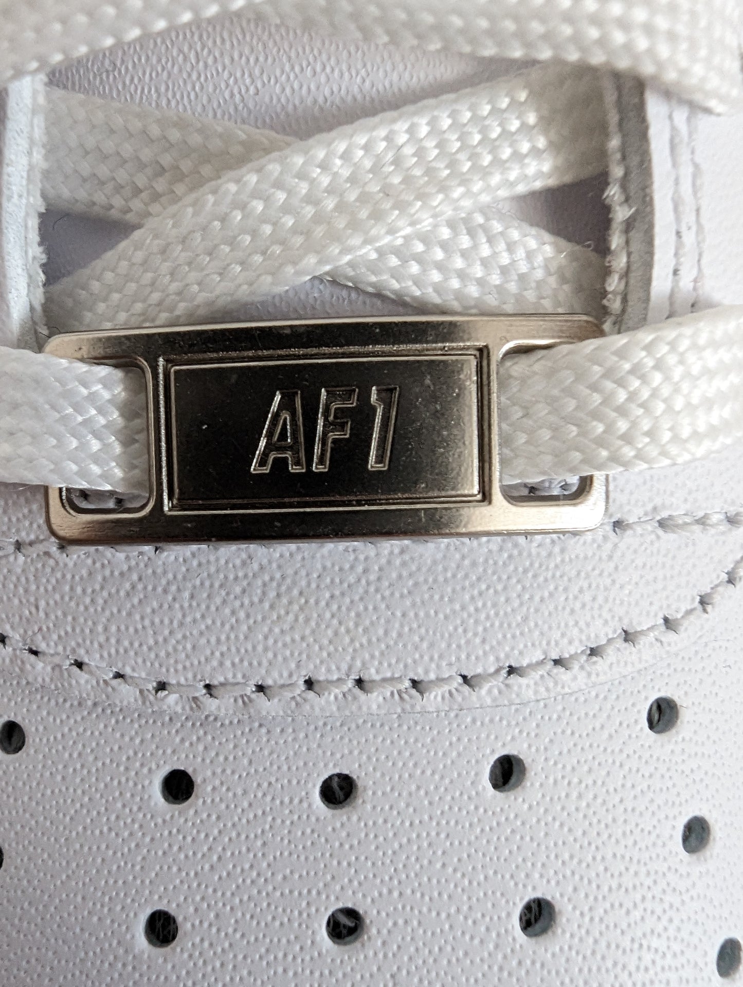 AF1 TAG - Frozen Silver